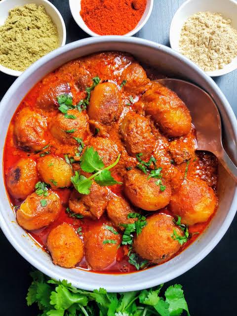 Dam aloo Kashmiri